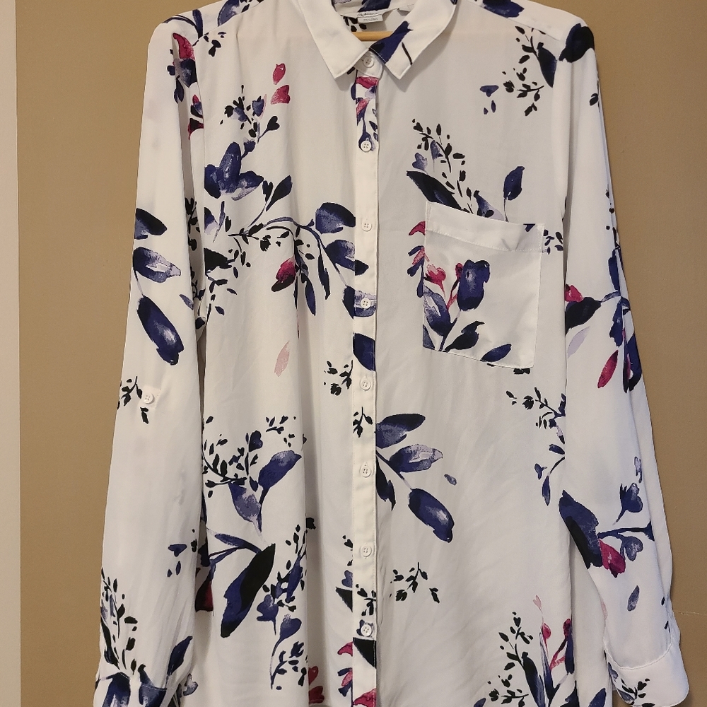 Reitmans water color floral long-sleeved blouse